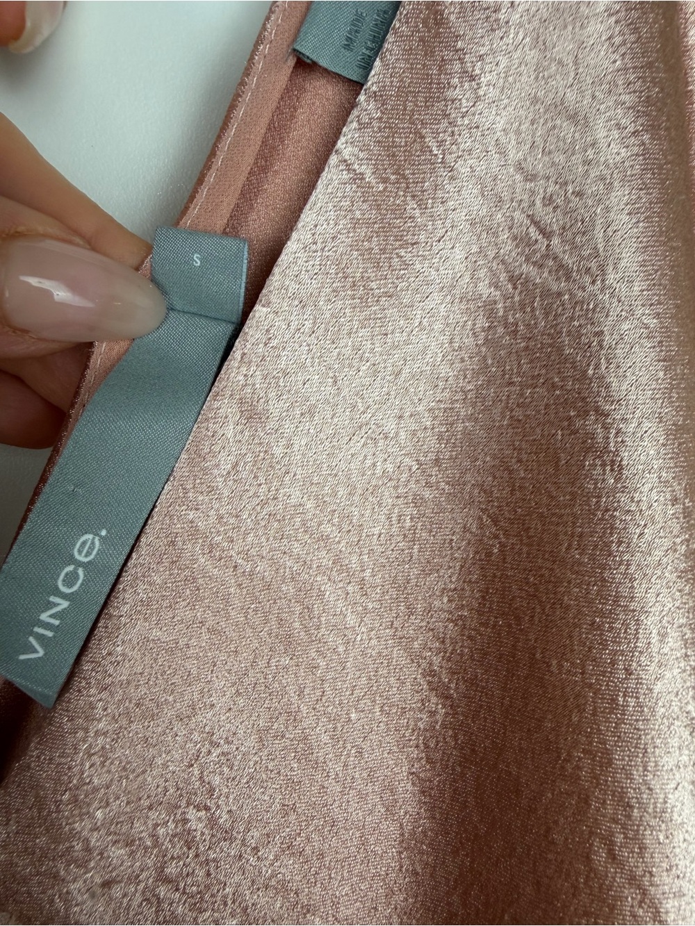 Vince V-Neck Bias Cut Midi Dress – Blush Pink | Size Small - Picture 6 of 16
